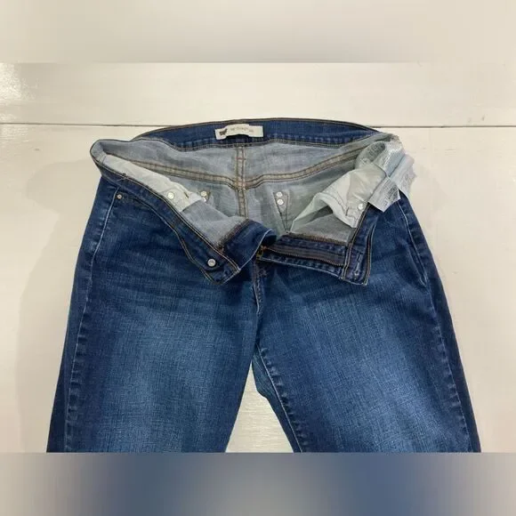 Levi’s Jeans Womens 12S 31x30 Blue Denim Mid Rise Straight Leg Stretch - Picture 6 of 12